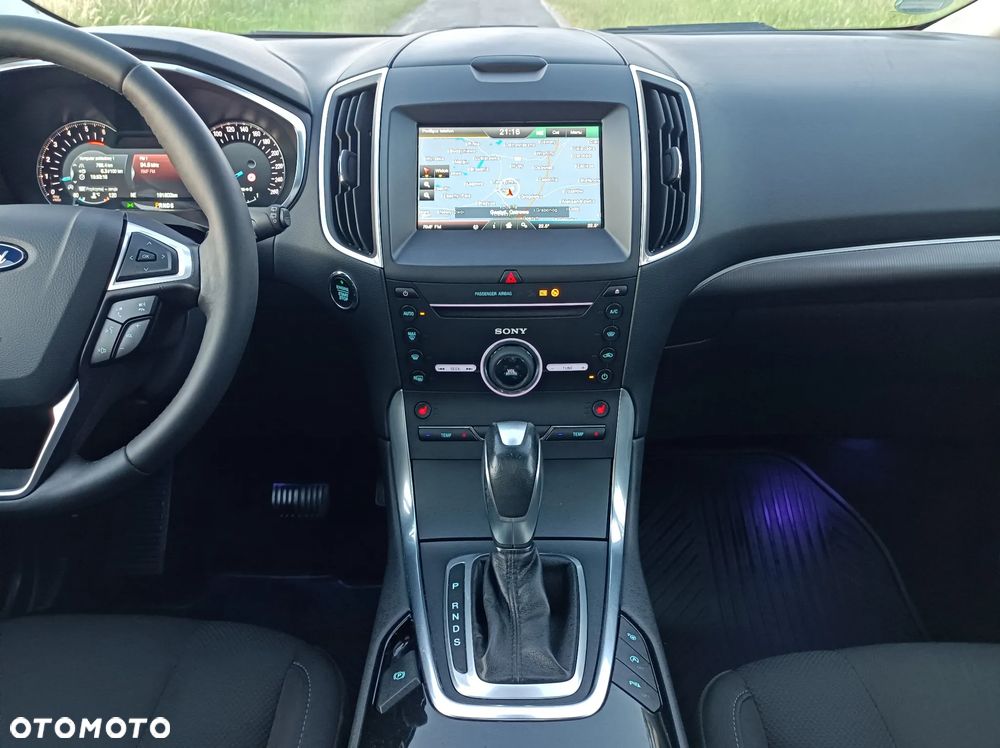 Ford S-Max 2.0 TDCi Titanium PowerShift - 13