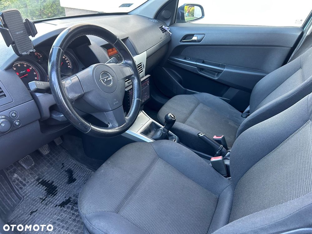 Opel Astra 1.4 - 5
