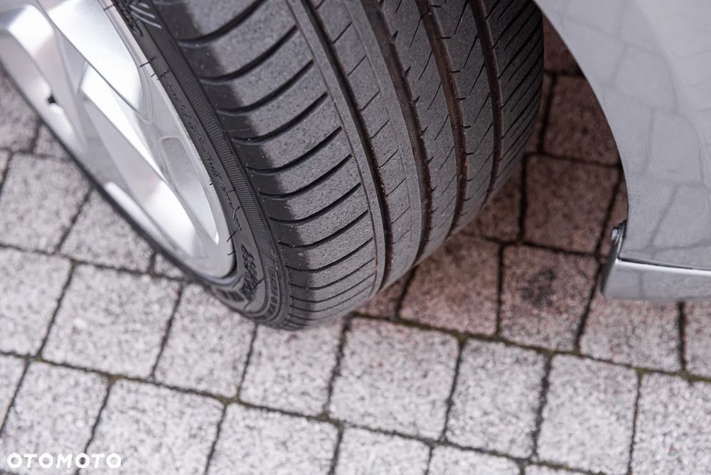 Ford Mondeo 2.5 Black Magic - 31