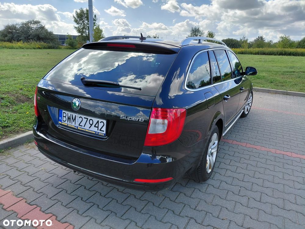 Skoda Superb 2.0 TDI Comfort DSG - 6