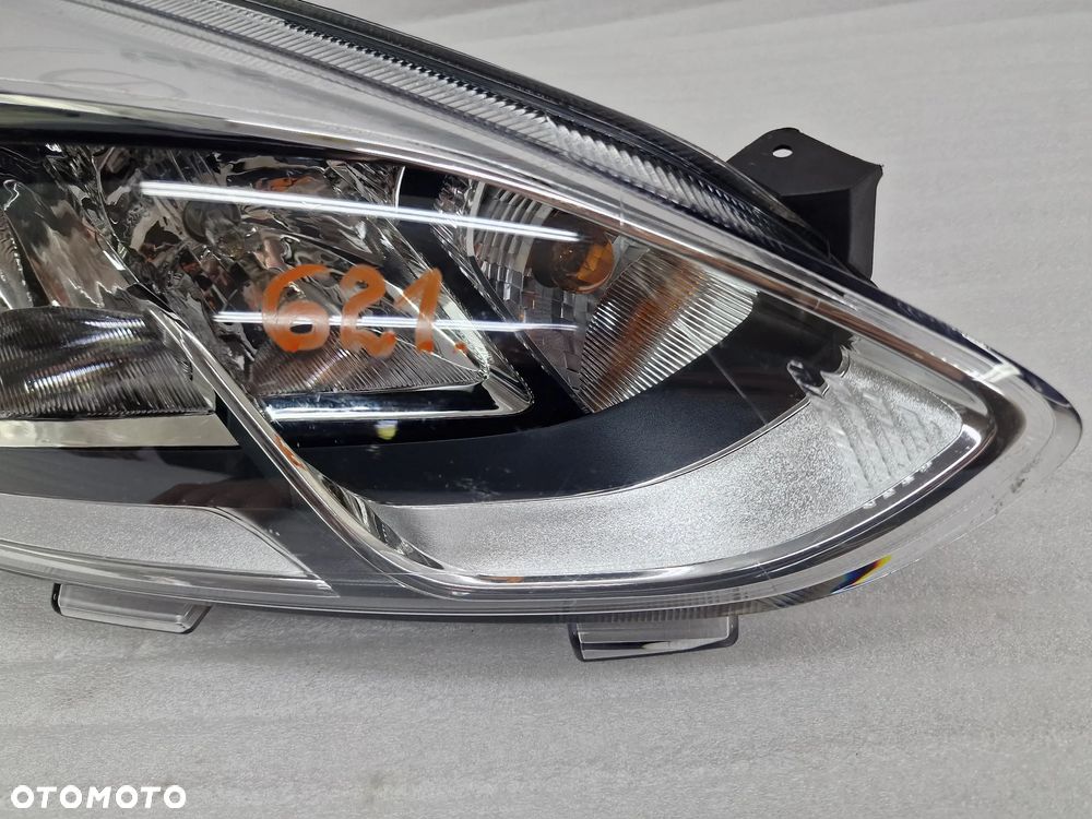FORD FIESTA MK8 17-  PRAWA LAMPA PRZEDNIA PRZÓD , NR H1BB-13W029-AE , NR AUKCJI LA621 - 2