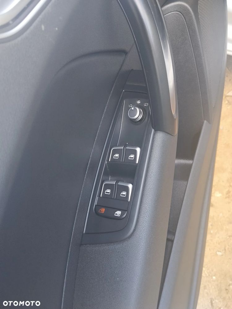 Audi A1 lift 2016 rok ful wersja 1.6 diesel 136 koni - 3