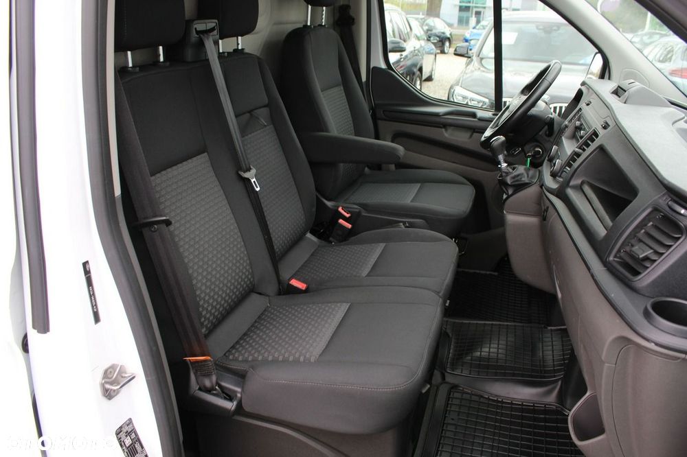 Ford Transit Custom - 12