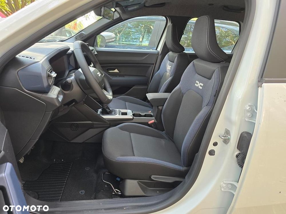 Dacia Bigster 1.2 TCe mHEV Expression - 11