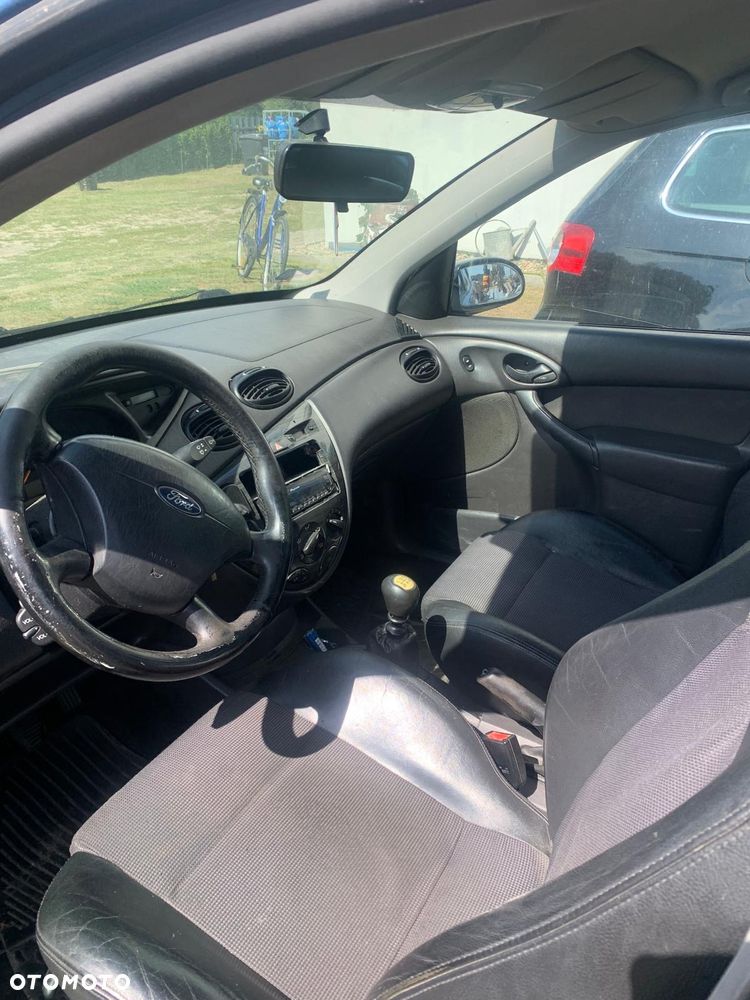 Ford Focus 1.8 TDDi Comfort - 8
