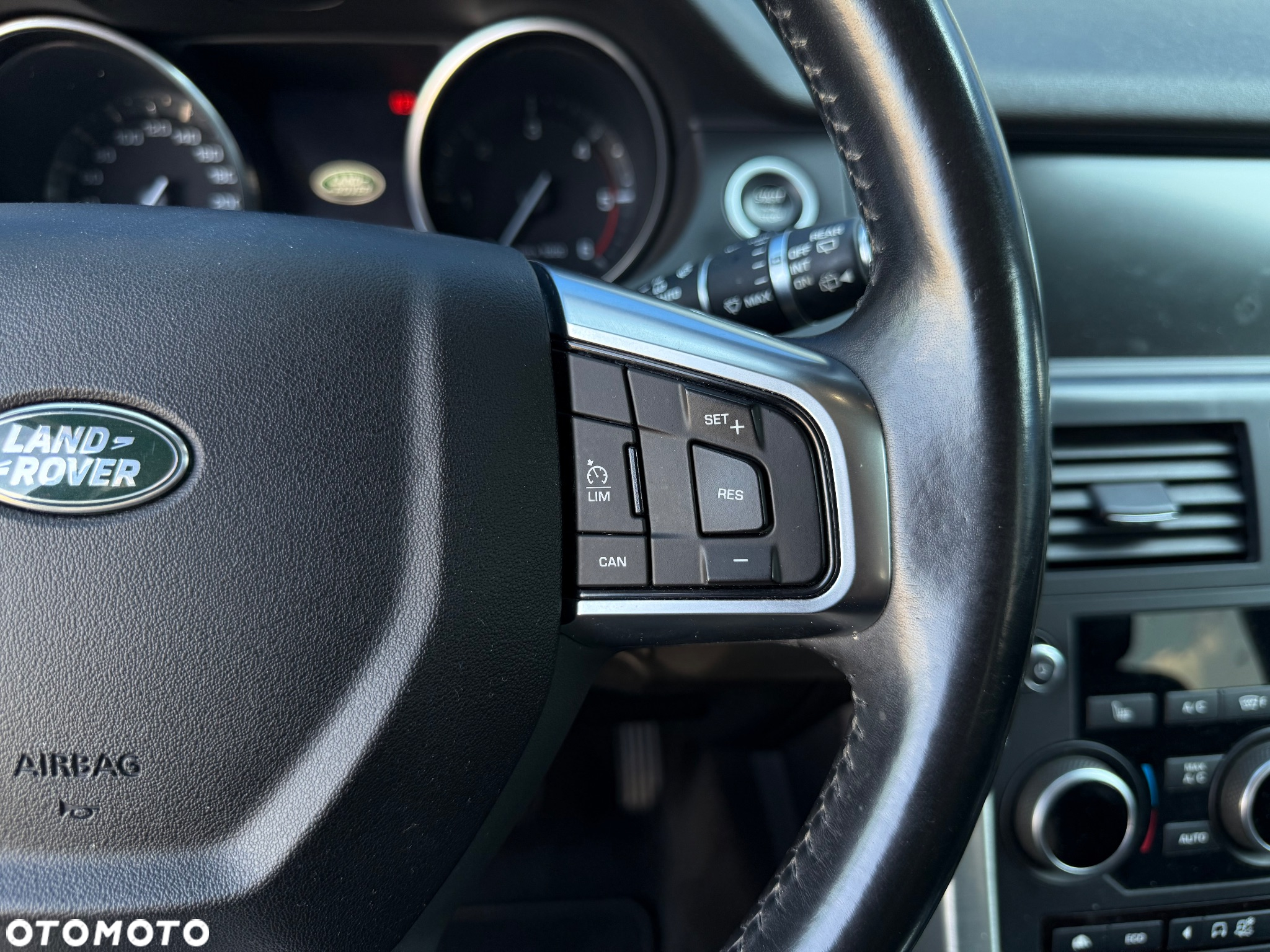 Land Rover Discovery Sport - 19