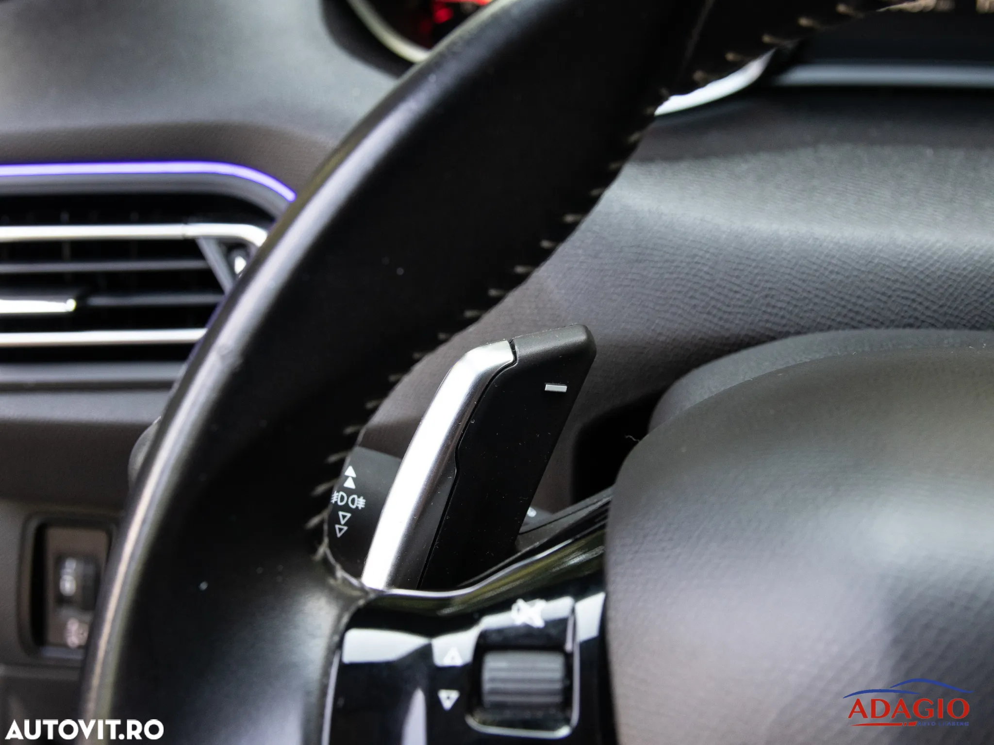 Peugeot 308 BlueHDi 130 EAT8 Style - 14