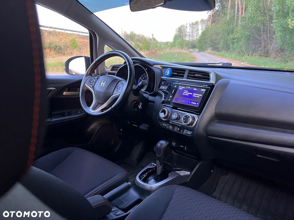 Honda Jazz 1.5 i-VTEC Dynamic (ADAS) CVT - 2