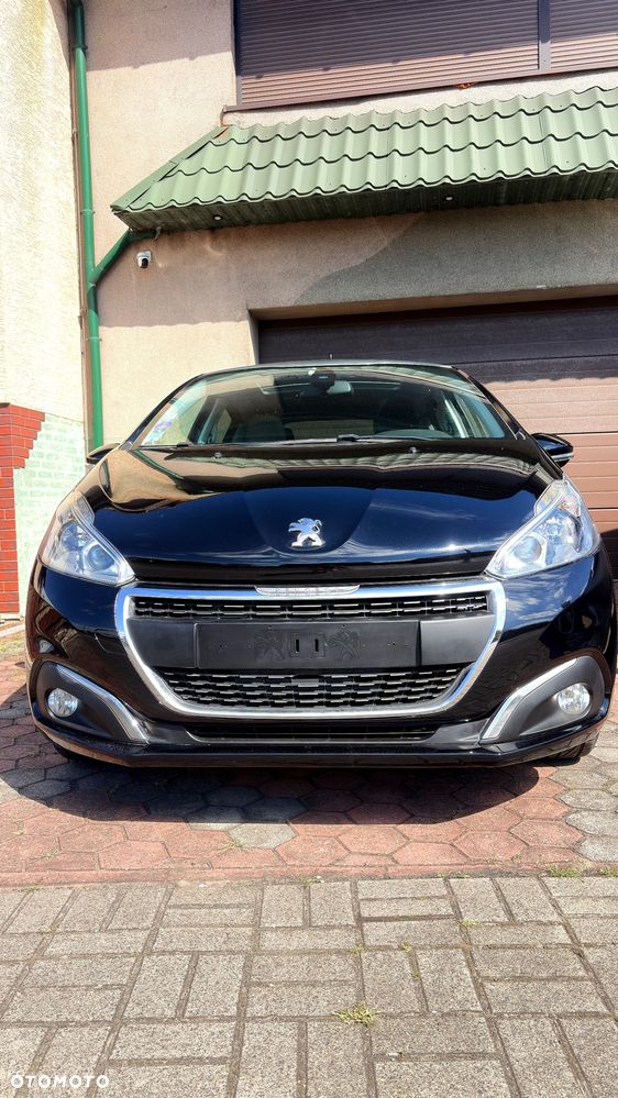 Peugeot 208 1.2 PureTech GPF Signature S&S - 3