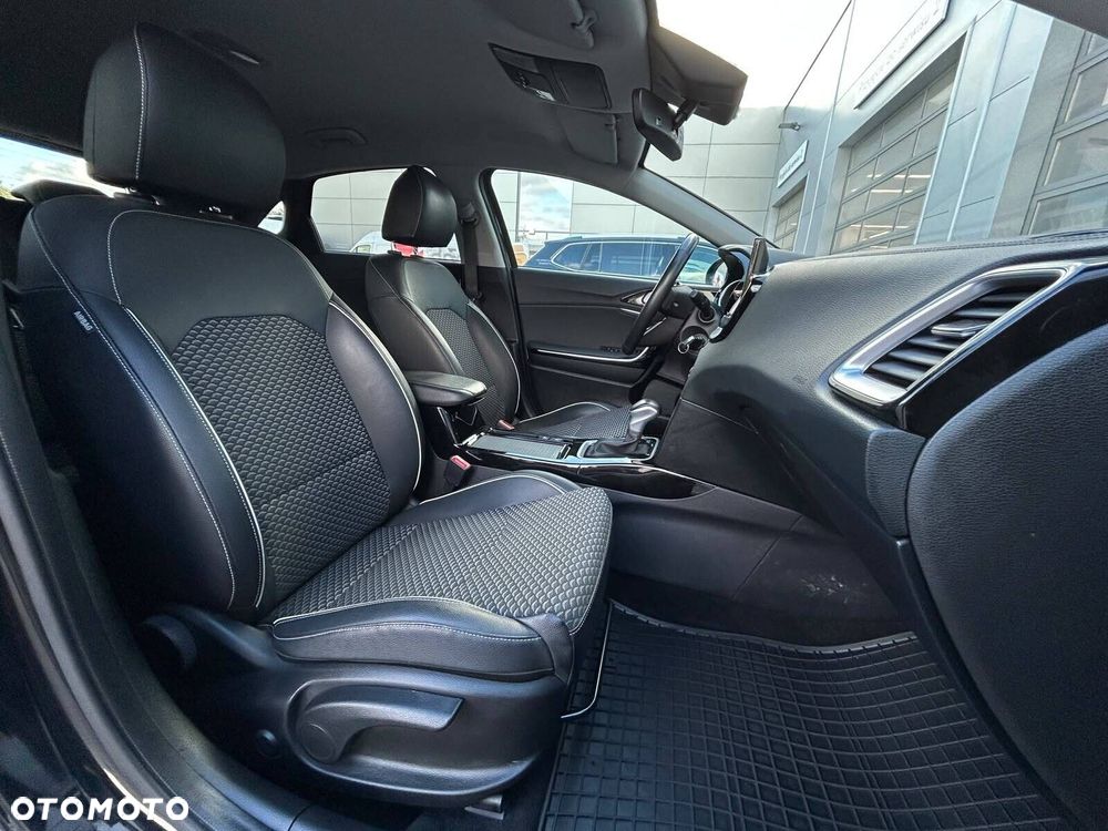 Kia Ceed 1.5 T-GDI L DCT - 17