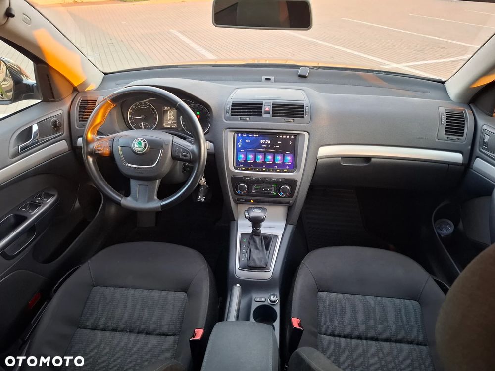 Skoda Octavia 2.0 TDI DPF Ambition DSG - 19