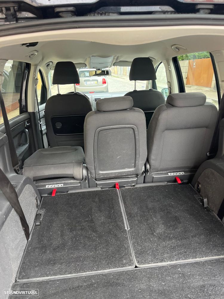 VW Touran 2.0 TDI DPF Comfortline - 10