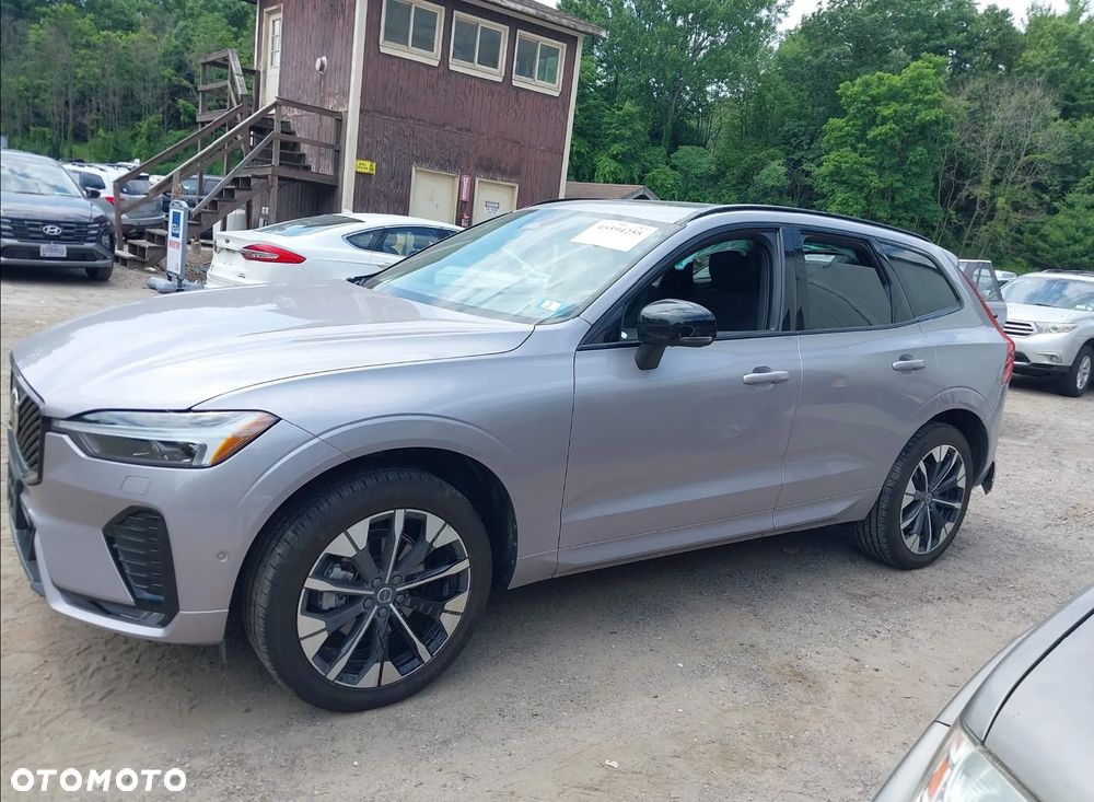 Volvo XC 60 - 4