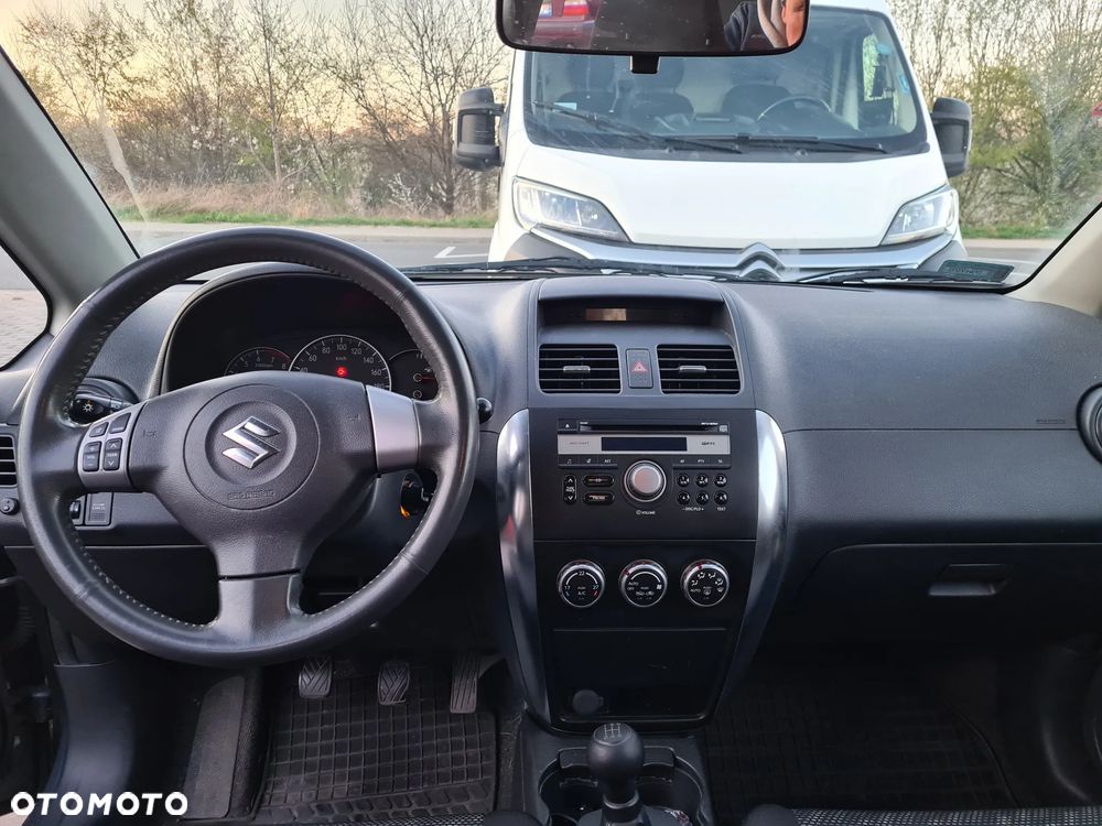 Suzuki Sx4