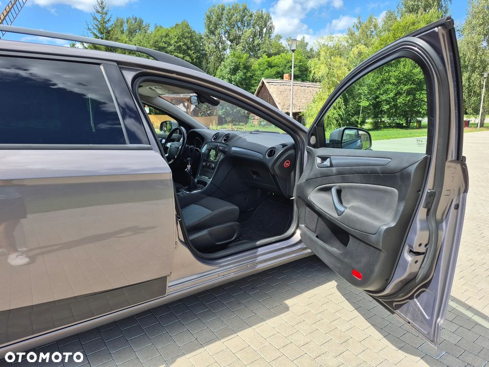 Ford Mondeo 1.6 Ti-VCT Trend - 32