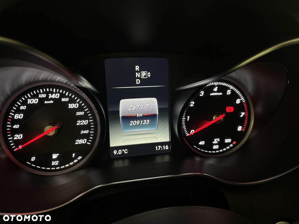 Mercedes-Benz Klasa C 180 7G-TRONIC - 15
