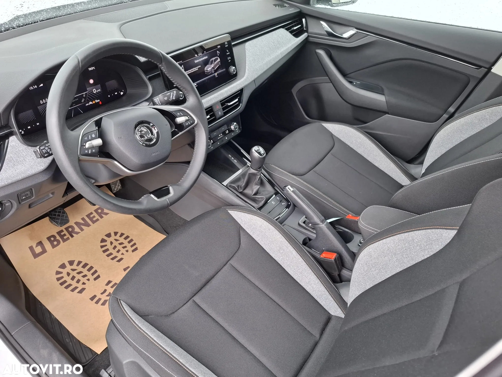 Skoda Kamiq 1.0 TSI Selection - 36