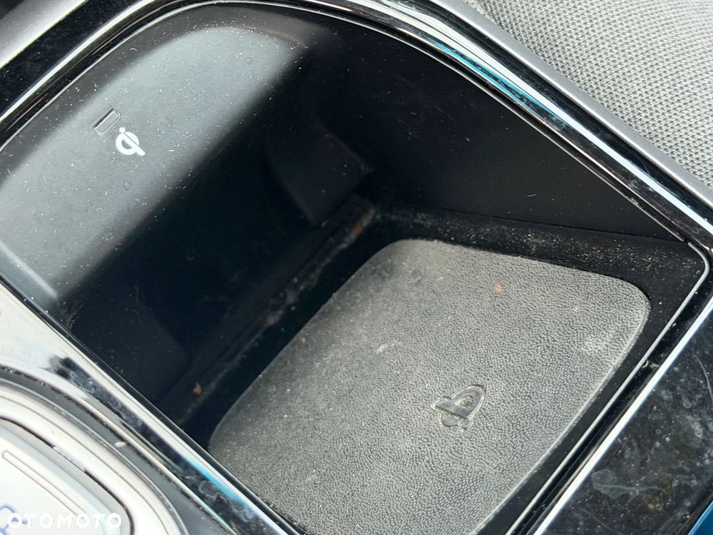 Hyundai IONIQ Premium - 17