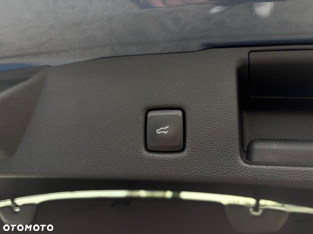 Ford Kuga - 21