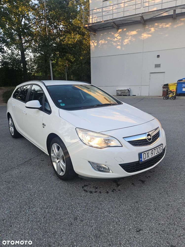 Opel Astra 1.4 Turbo - 2
