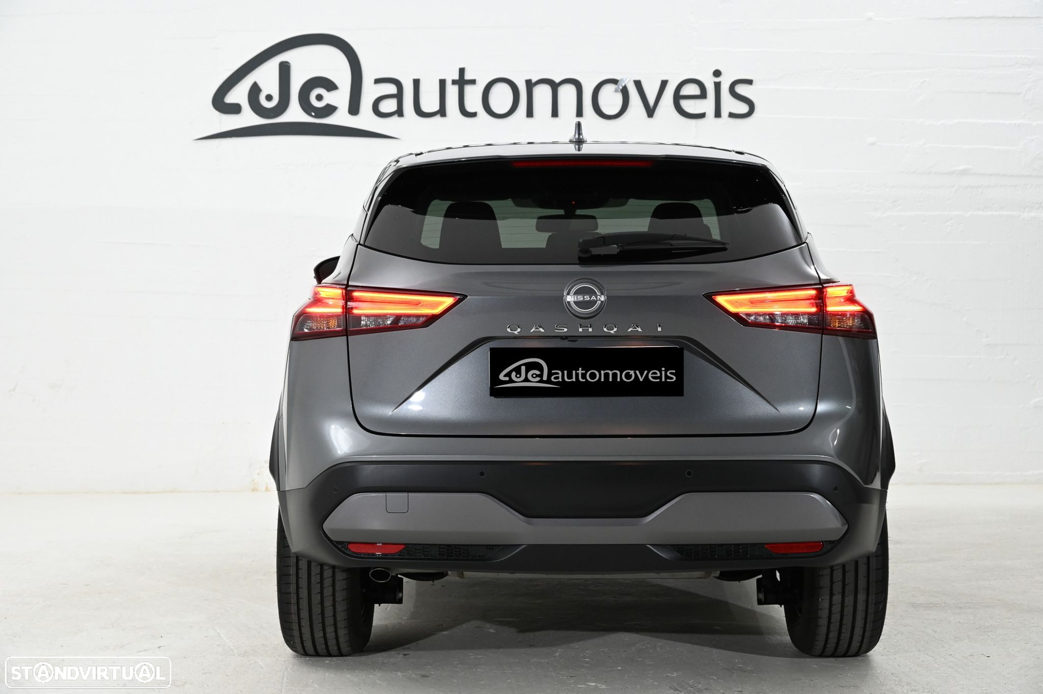 Nissan Qashqai 1.3 DIG-T N-Connecta - 8