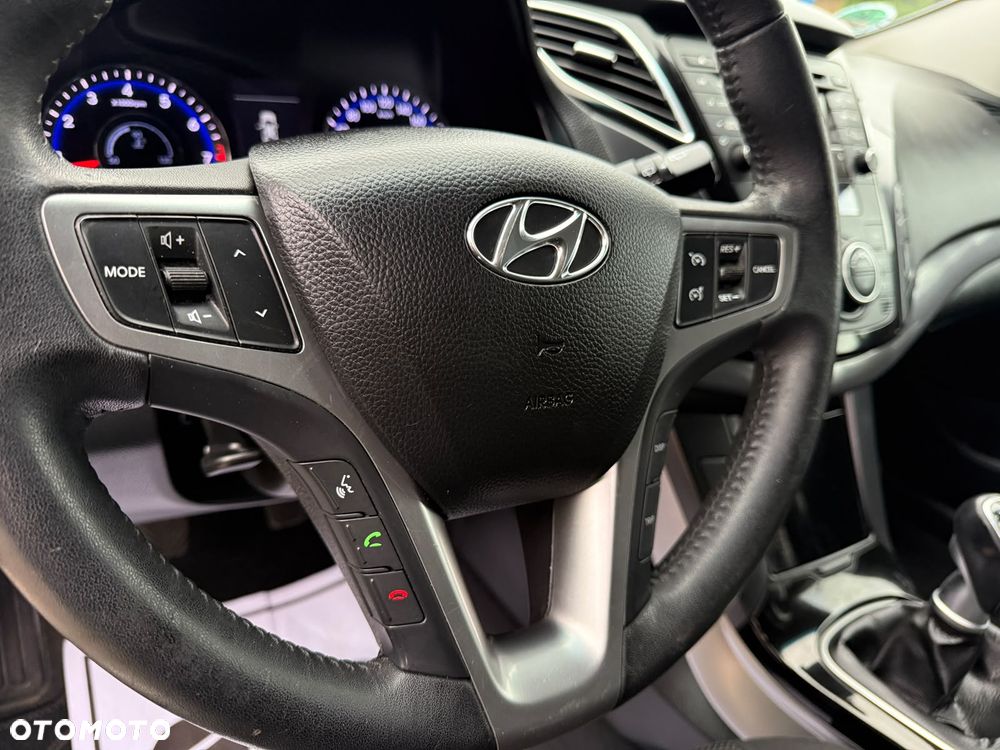 Hyundai i40 2.0 Premium - 24