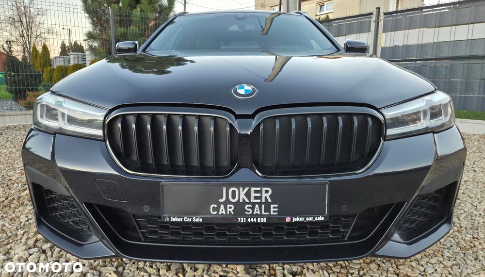 BMW Seria 5 520d xDrive Touring M Sport Edition - 7