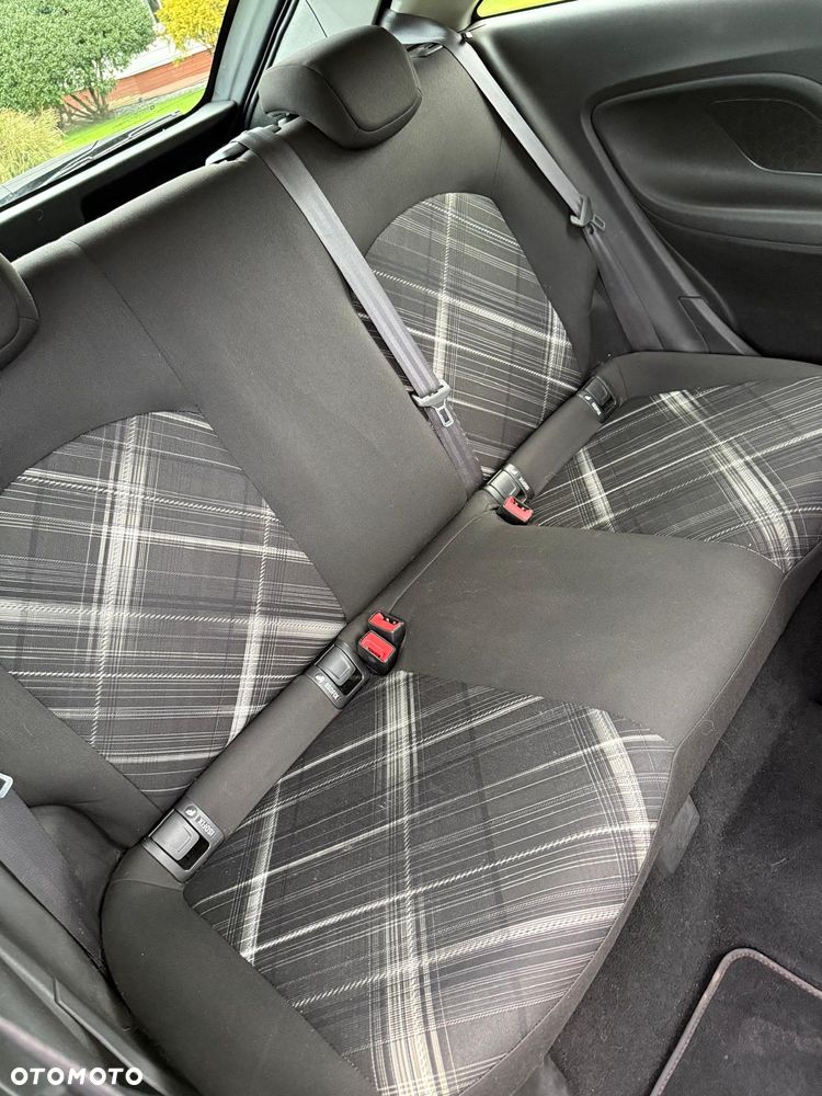 Opel Corsa 1.4 Innovation - 8