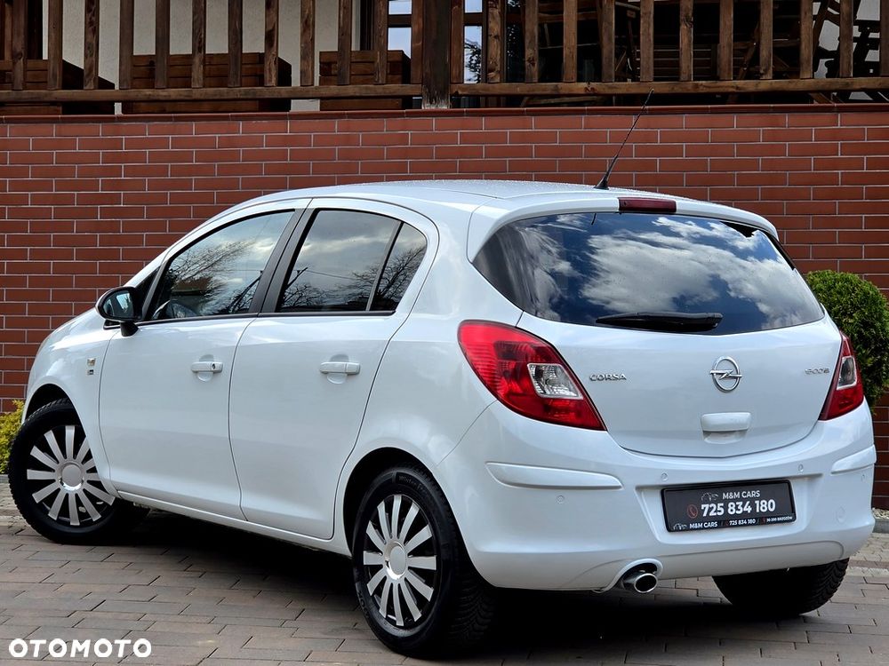 Opel Corsa 1.2 16V EcoFLEX Start-Stop 150 Jahre - 15