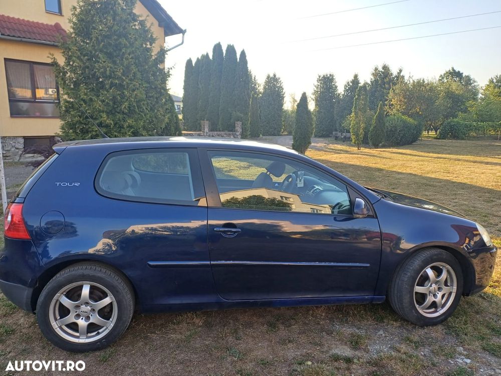 Volkswagen Golf 1.6 Tour - 1