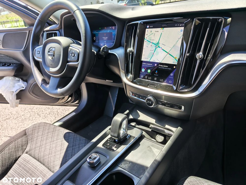 Volvo V60 B3 B Essential - 12