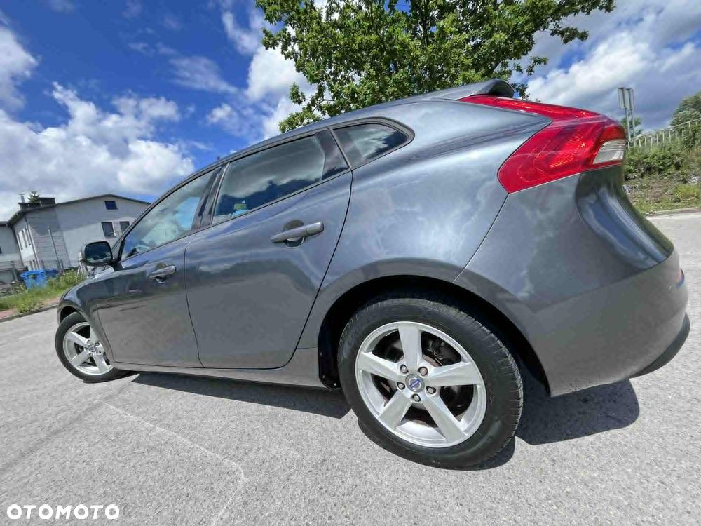 Volvo V40 D2 Base - 6