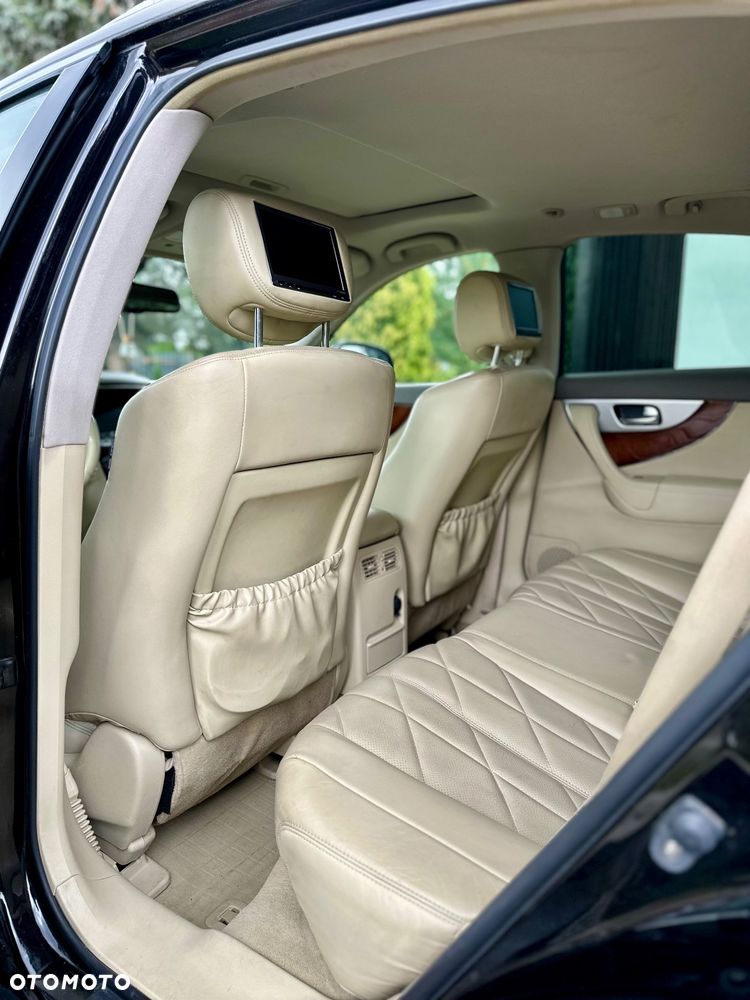 Infiniti FX FX30d S - 9