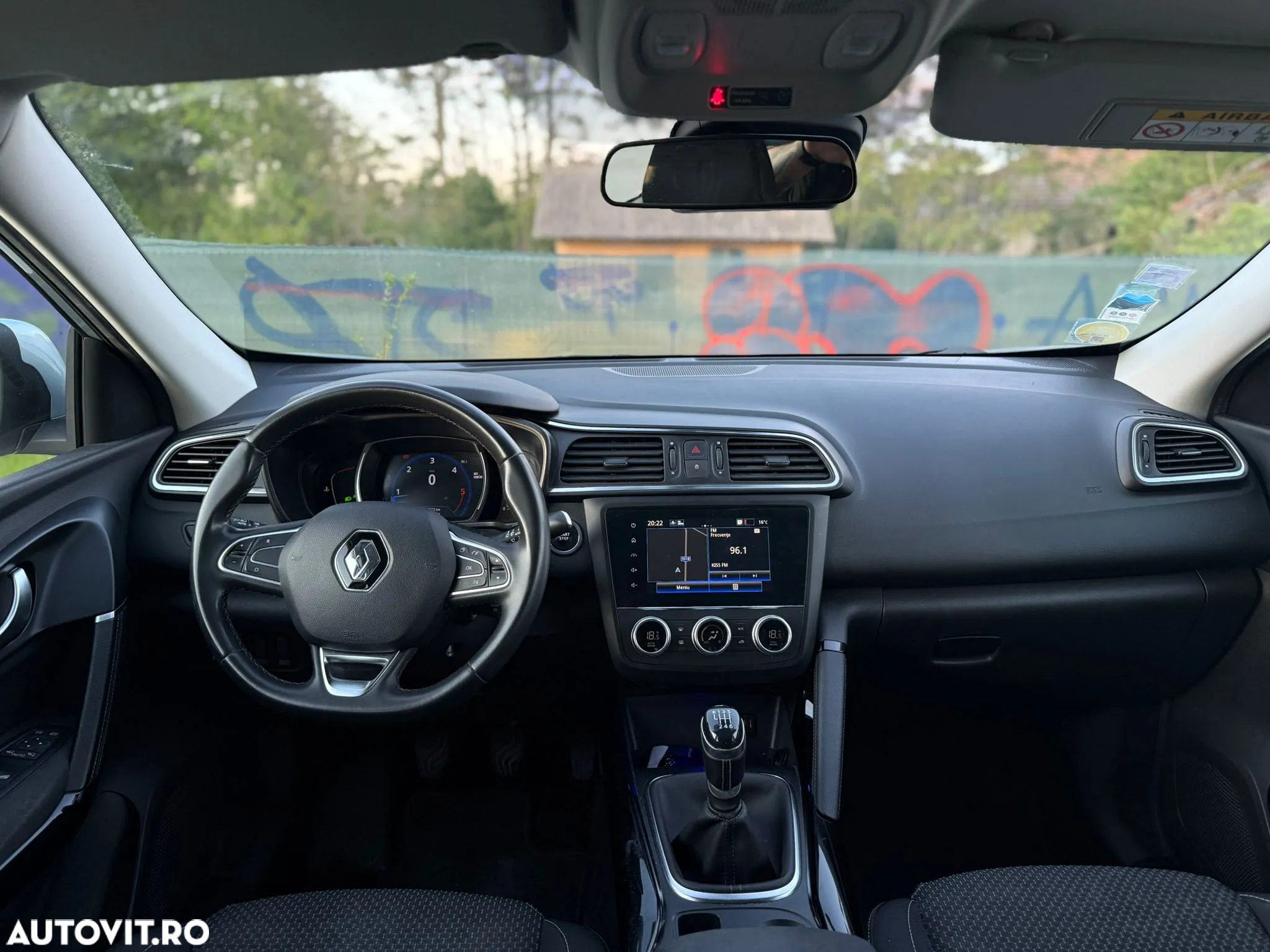 Renault Kadjar BLUE dCi 115 BUSINESS EDITION - 18