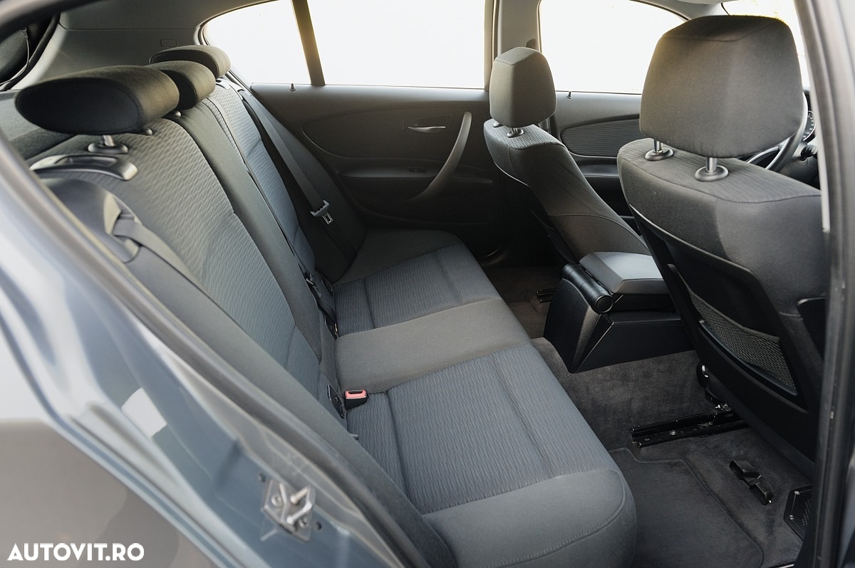 BMW Seria 1 118d - 22