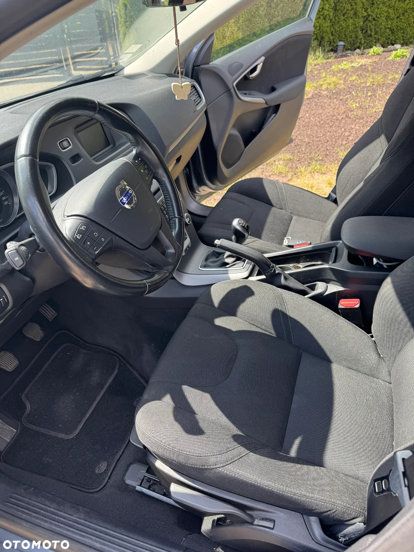 Volvo V40 D2 - 13