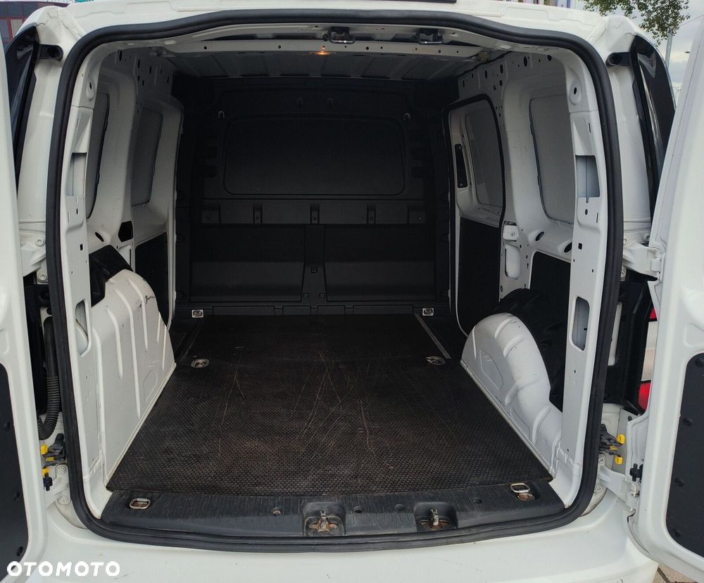 Volkswagen Caddy Cargo - 23