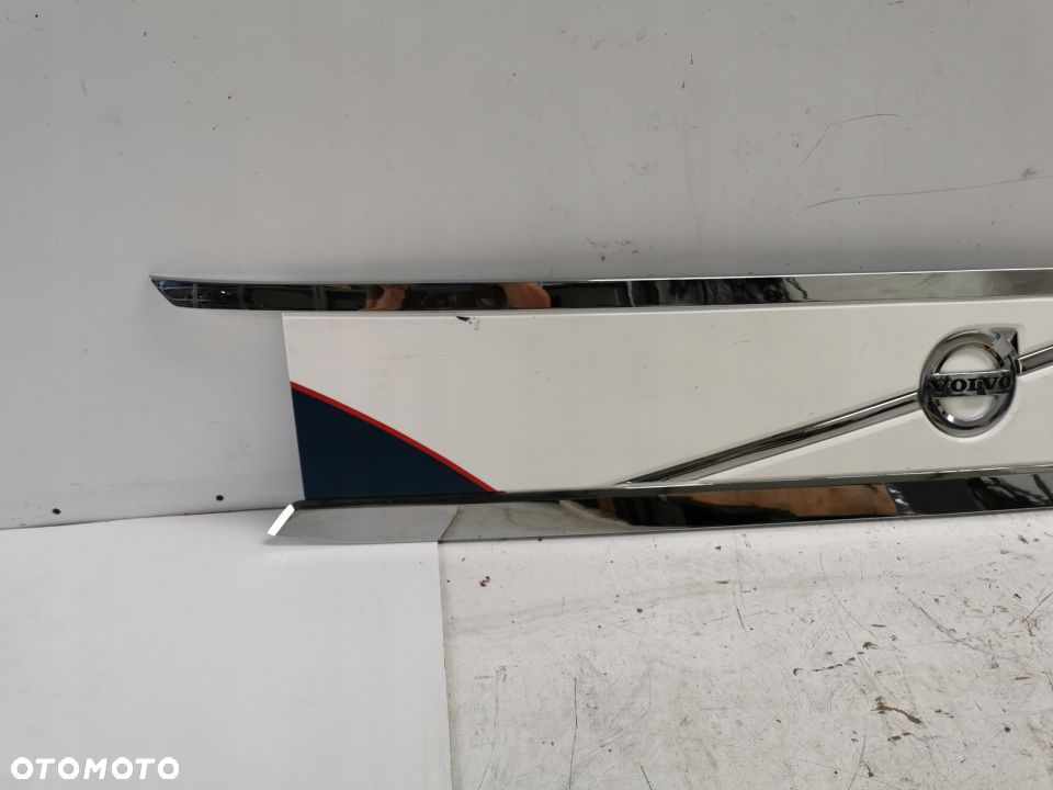 GRILL ATRAPA VOLVO FH 4 ORYGINAŁ CHROM - 3