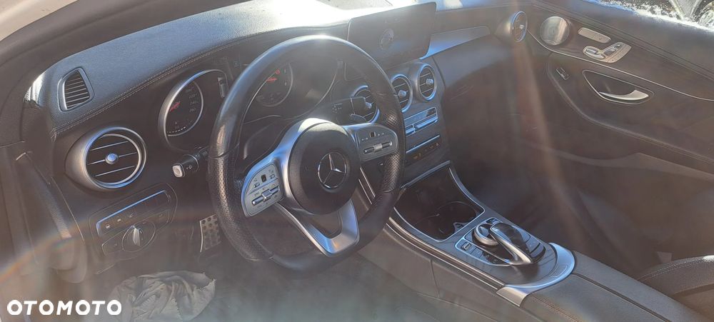 Mercedes-Benz Klasa C 300 d 4Matic 9G-TRONIC AMG Line - 8