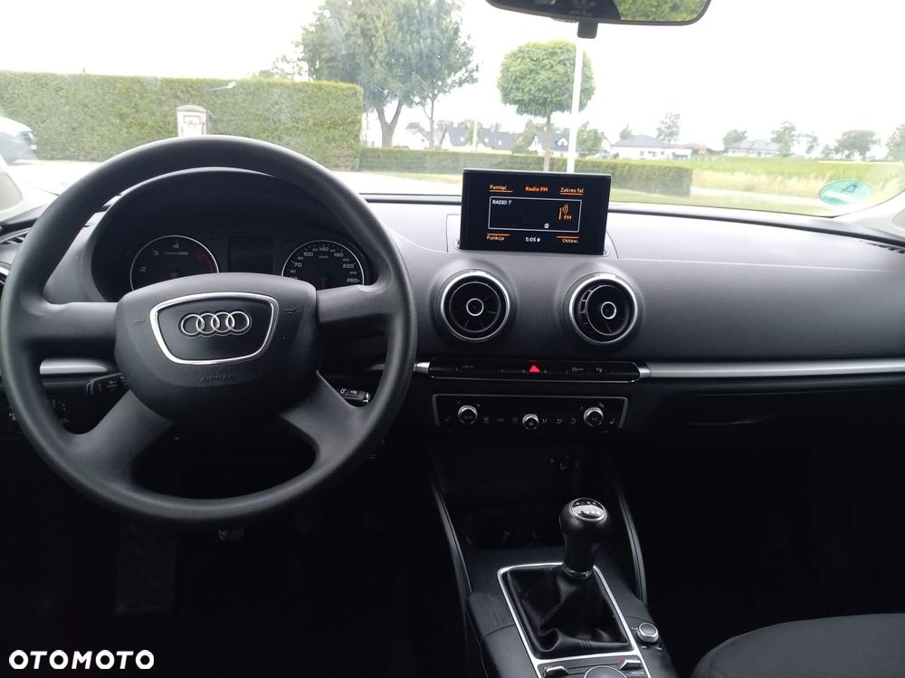 Audi A3 Sportback - 6