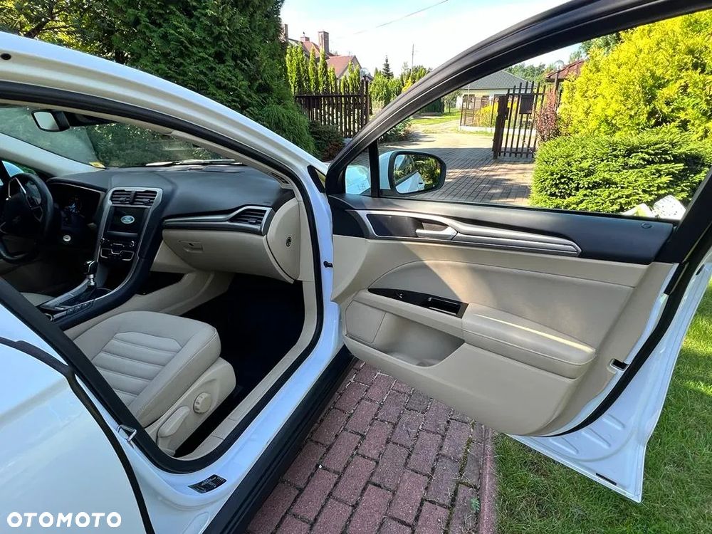 Ford Mondeo 2.0 TDCi Trend - 10