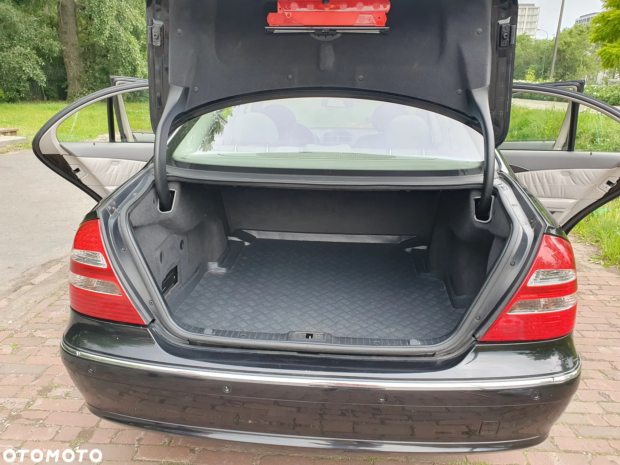 Mercedes-Benz Klasa E - 10