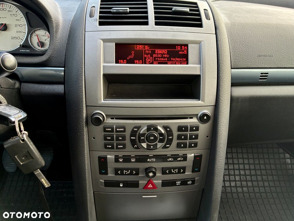 Peugeot 407 140 Sport - 27