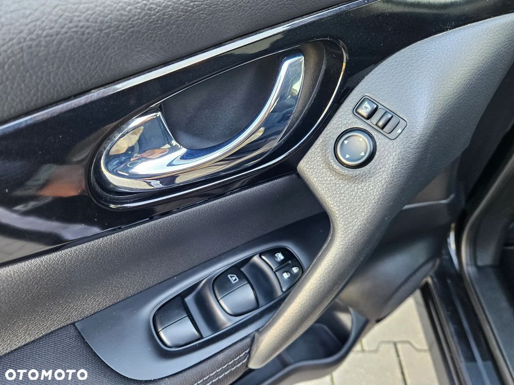 Nissan Qashqai - 15