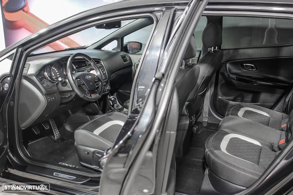 Kia Ceed 1.6 CRDi GT Line - 13