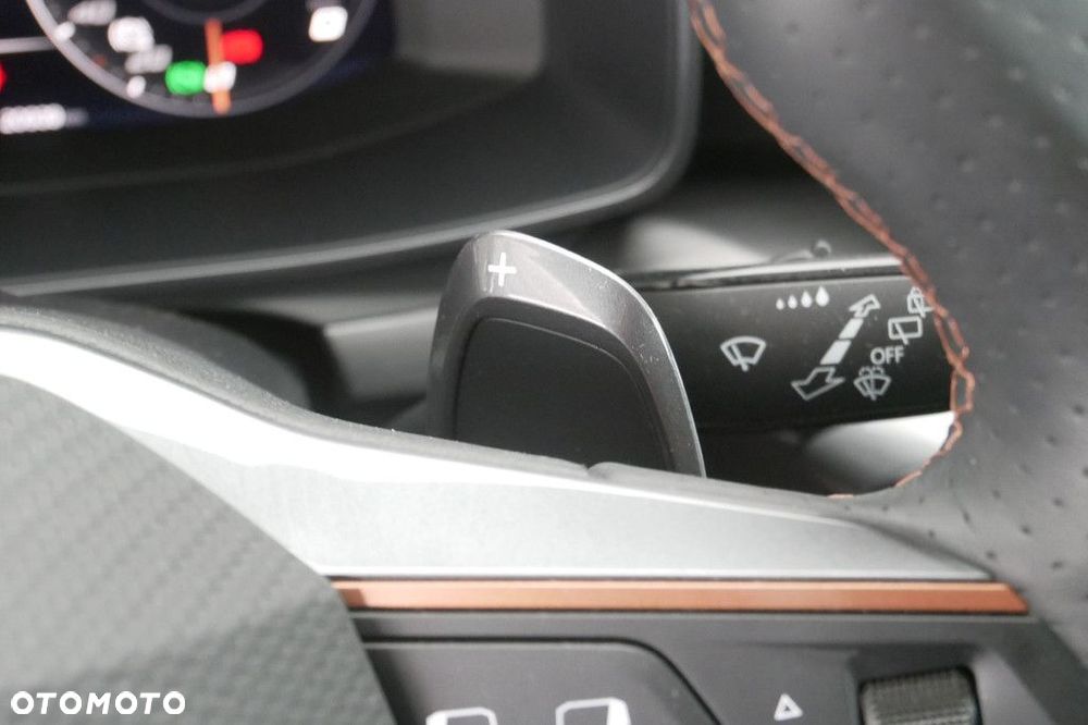 Cupra Formentor 1.5 TSI DSG - 25