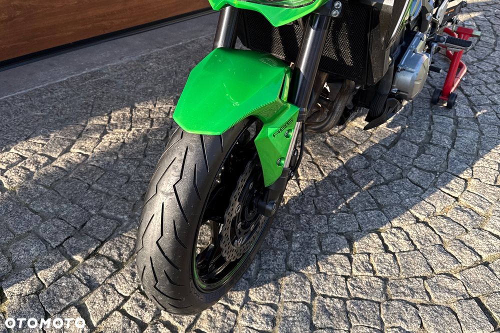 Kawasaki Z 900 - 20