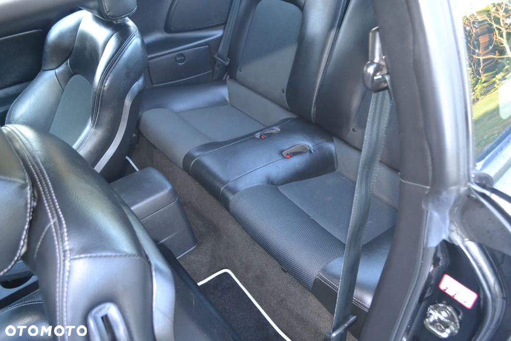 Hyundai Coupe 2.0 GLS - 13