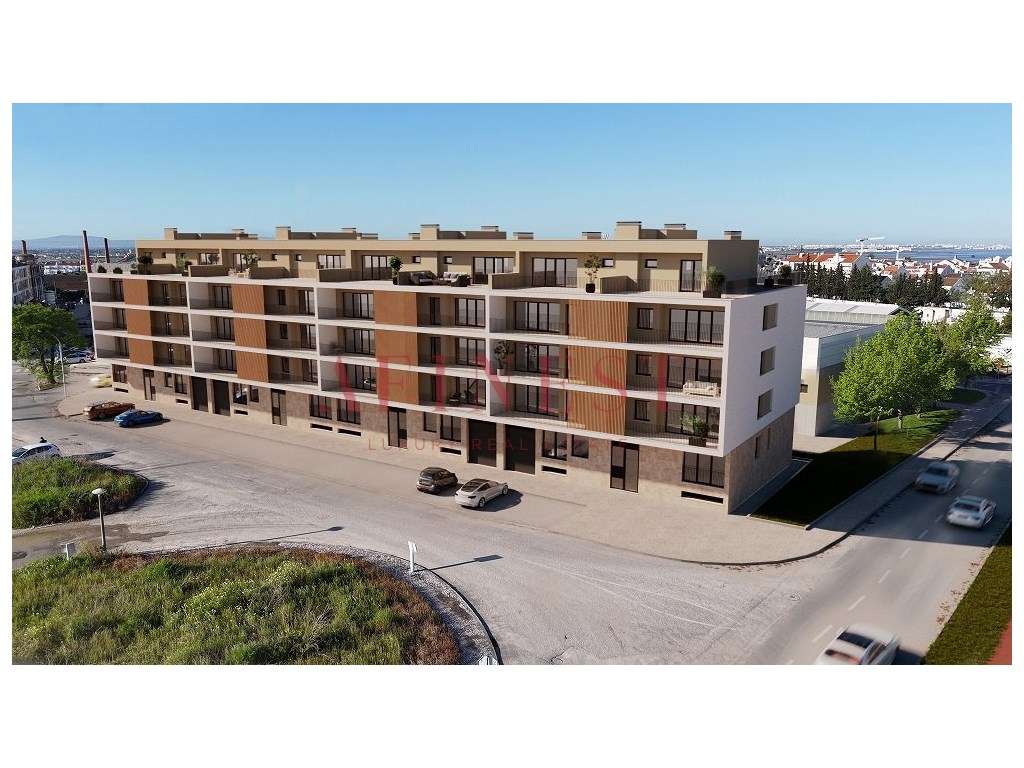 APARTAMENTO T3+2 DUPLEX COM TERRAÇO, VARANDAS E GARAGEM NO MONTIJO - Grande imagem: 5/14