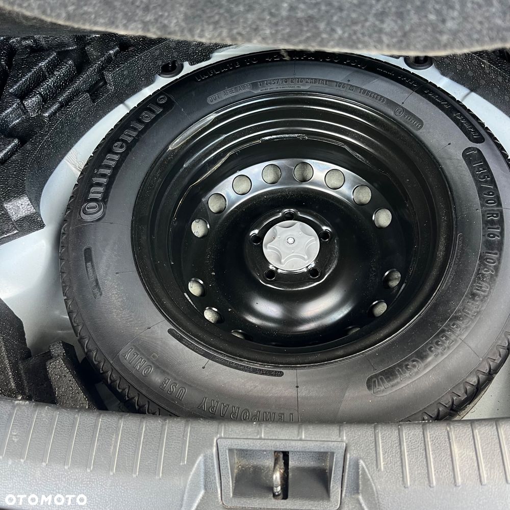 Nissan Qashqai 2.0 lounge - 40